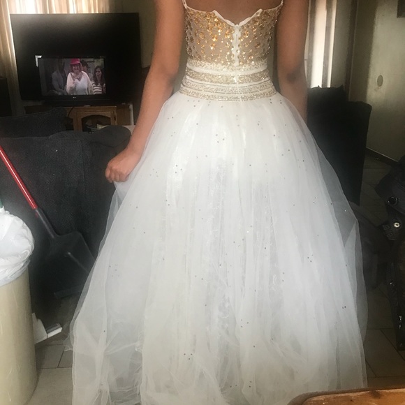 Sherri Hill 21168 white and gold prom dress size 0 - Picture 7 of 7